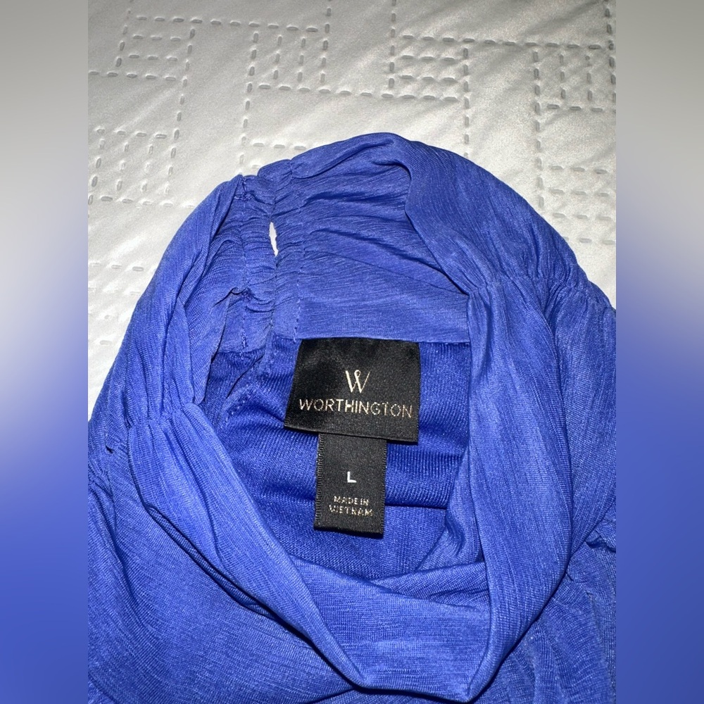 Elegant Blue Sleeveless Top Size L - Picture 6 of 6